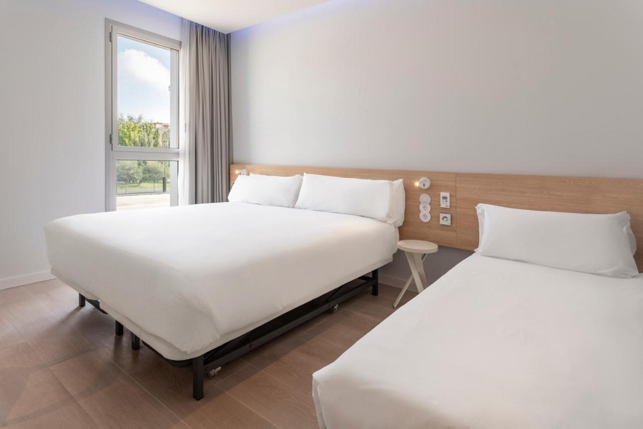 B&B Hotel เยย์ดา ภายนอก รูปภาพ